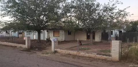 3611 E Robin Ln, Kingman, AZ 86409 photo 2