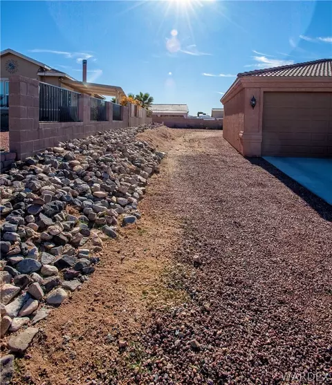 7110 E Rawhide Cir, Kingman, AZ 86401 photo 10
