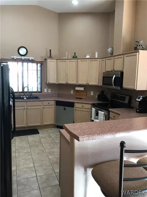 3932 E Packard Ave, Kingman, AZ 86409 photo 7