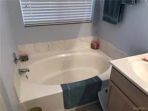 3932 E Packard Ave, Kingman, AZ 86409 photo 14