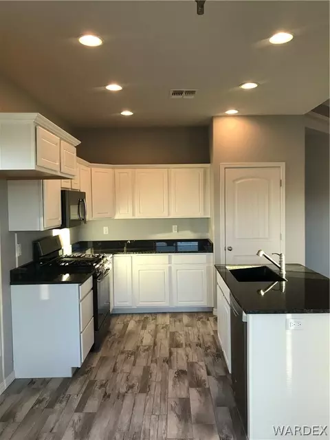 3284 E Double O Dr, Kingman, AZ 86409 photo 3