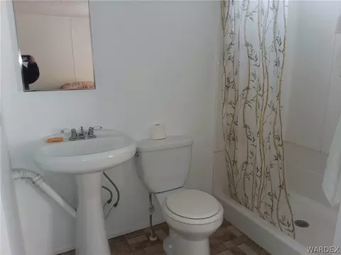 2875 E Ames Ave, Kingman, AZ 86409 photo 12