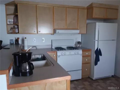 2875 E Ames Ave, Kingman, AZ 86409 photo 3