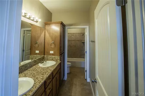 2065 Comanche Dr, Kingman, AZ 86401 photo 17
