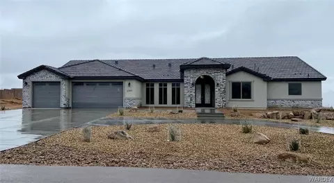 2065 Comanche Dr, Kingman, AZ 86401 photo 1