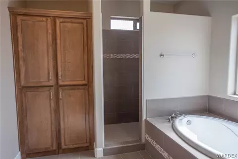 2065 Comanche Dr, Kingman, AZ 86401 photo 2