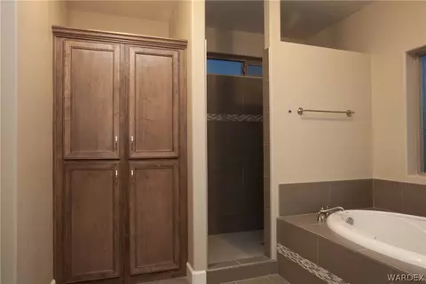 2065 Comanche Dr, Kingman, AZ 86401 photo 6