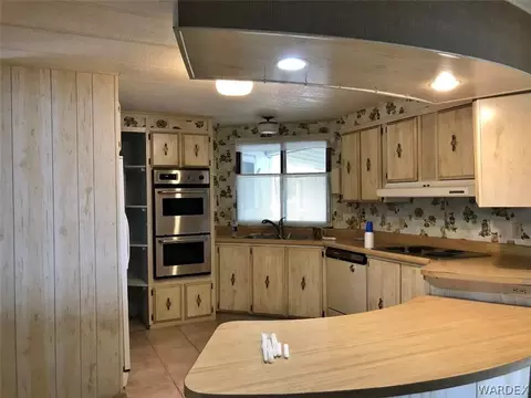 1285 E Mcvicar Ave, Kingman, AZ 86409 photo 4