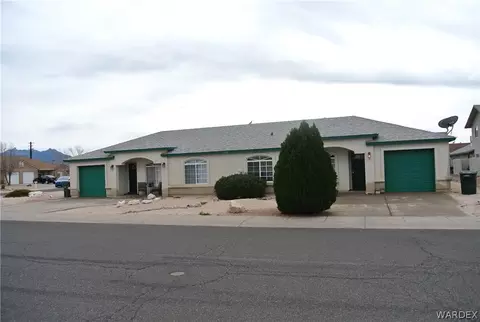 2468 Fox Ave, Kingman, AZ 86409 photo 2