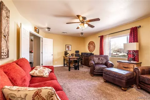 7994 E Saddleback Dr, Kingman, AZ 86401 photo 11