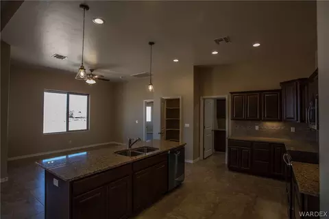2100 Comanche Dr, Kingman, AZ 86401 photo 13