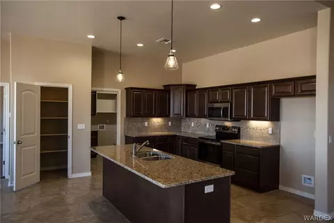 2100 Comanche Dr, Kingman, AZ 86401 photo 15