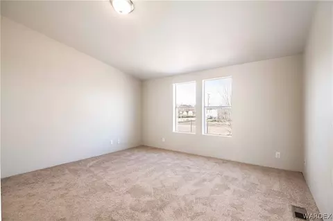 2440 E Devlin Ave, Kingman, AZ 86409 photo 5