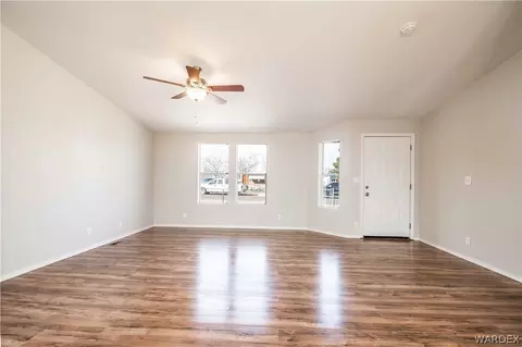 2440 E Devlin Ave, Kingman, AZ 86409 photo 3