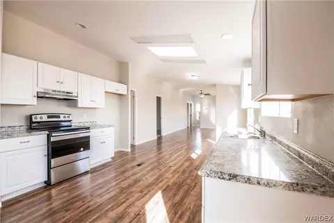 2440 E Devlin Ave, Kingman, AZ 86409 photo 4