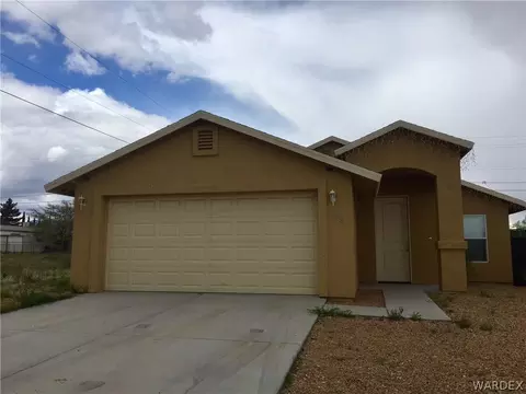 1645 E Packard Ave, Kingman, AZ 86409 photo 2