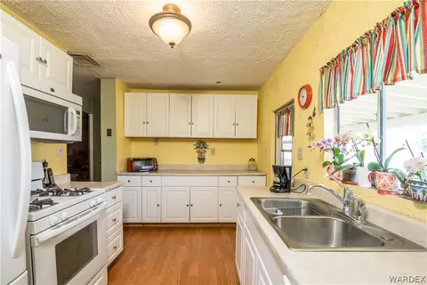3131 E Packard Ave, Kingman, AZ 86409 photo 4