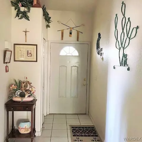 3865 E Packard Ave, Kingman, AZ 86409 photo 2