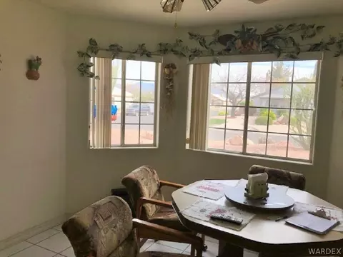 3865 E Packard Ave, Kingman, AZ 86409 photo 7
