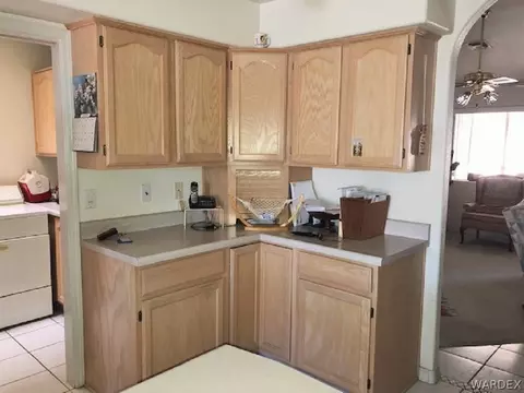 3865 E Packard Ave, Kingman, AZ 86409 photo 10
