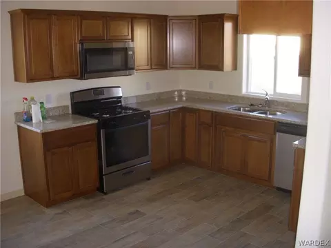 3355 N Apache St, Kingman, AZ 86401 photo 7