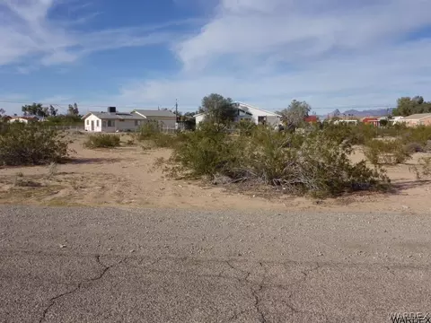 5471 E Coconino Dr, Topockgolden Shores, AZ 86436 photo 1