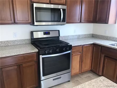 3329 N Apache St, Kingman, AZ 86401 photo 6