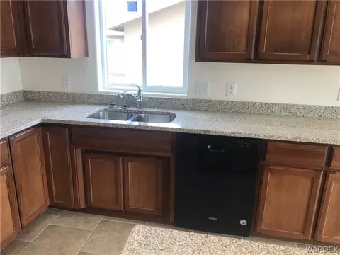 3329 N Apache St, Kingman, AZ 86401 photo 7
