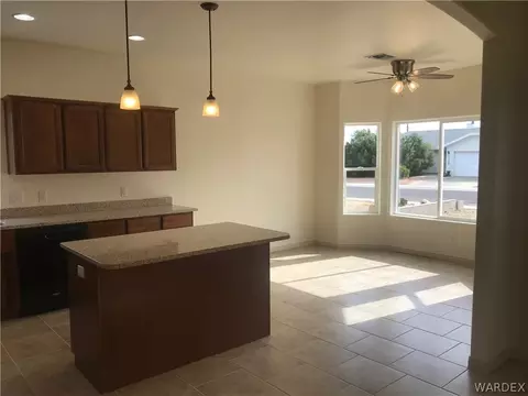 3329 N Apache St, Kingman, AZ 86401 photo 9