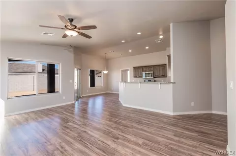 3869 E Suffock Ave, Kingman, AZ 86409 photo 9