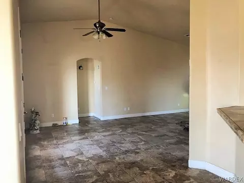 3911 E Suffock Ave, Kingman, AZ 86409 photo 4