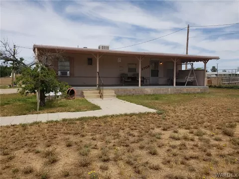 3709 E Diagonal Way, Kingman, AZ 86409 photo 2