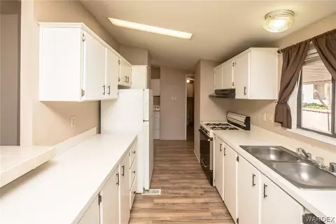 1663 Granada St, Laughlin, NV 89029 photo 22