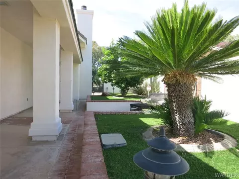 629 Lagoon St, Needles, CA 92363 photo 2