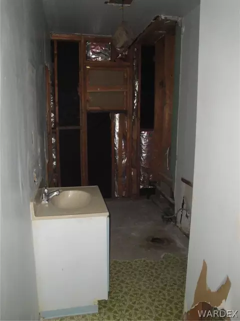 2000 E Devlin Ave, Kingman, AZ 86409 photo 7
