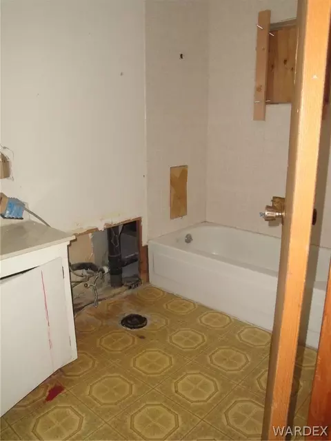 2000 E Devlin Ave, Kingman, AZ 86409 photo 11