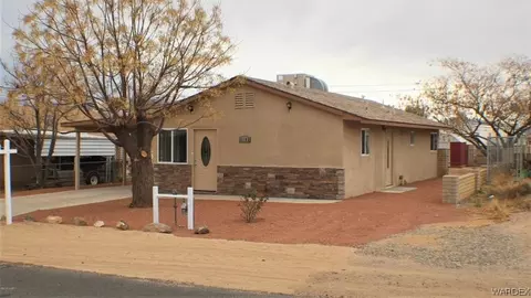 3162 E Thompson Ave, Kingman, AZ 86409 photo 1
