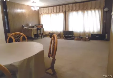 1365 E Mcvicar Ave, Kingman, AZ 86409 photo 12
