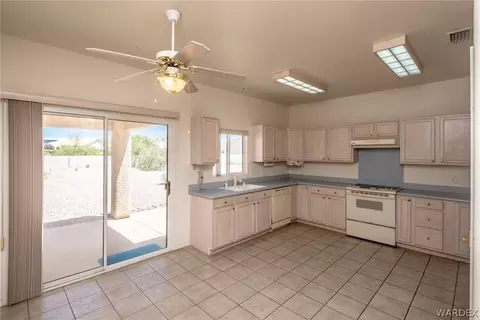 1205 E Storm Cloud Dr, Kingman, AZ 86409 photo 17