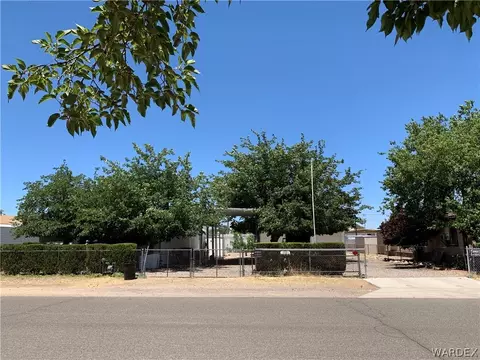 1795 E Devlin Ave, Kingman, AZ 86409 photo 2