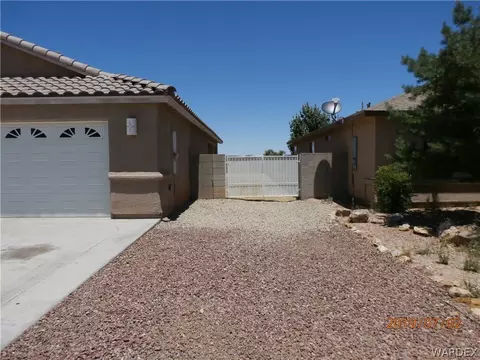 3833 E Suffock Ave, Kingman, AZ 86409 photo 2