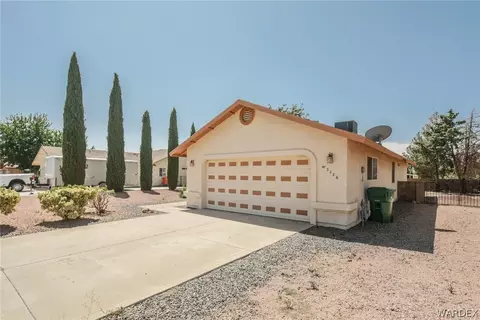 2176 E Mcvicar Ave, Kingman, AZ 86409 photo 3