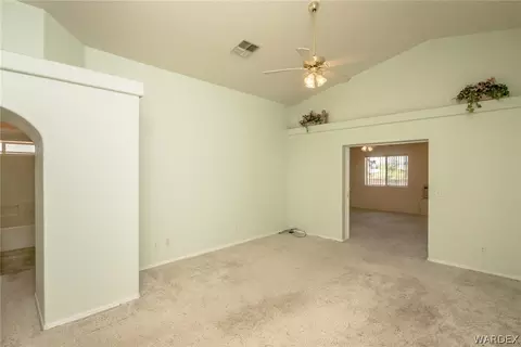 2176 E Mcvicar Ave, Kingman, AZ 86409 photo 10