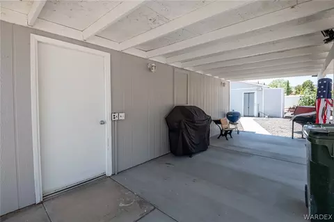 5041 W Camelback Loop, Kingman, AZ 86409 photo 4