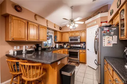 7770 E Oxbow Dr, Kingman, AZ 86401 photo 3