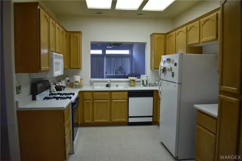 3237 Partridge Run St, Laughlin, NV 89029 photo 3
