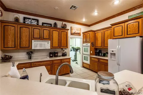 4290 E Tomahawk Dr, Kingman, AZ 86401 photo 10