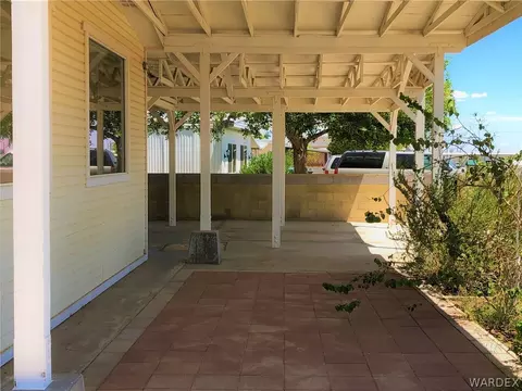 130 Safari Dr, Needles, CA 92363 photo 4