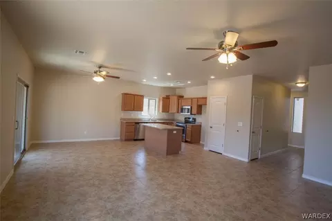 5321 Eagle View Rd, Kingman, AZ 86401 photo 4