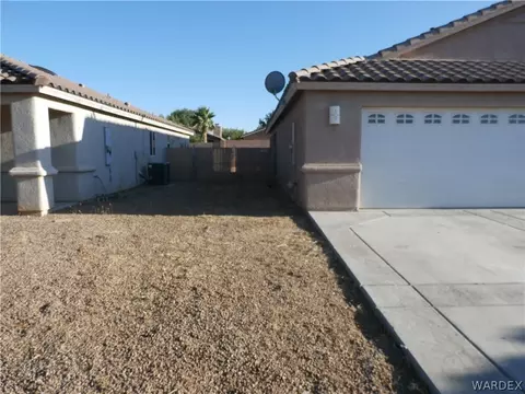 3856 E Suffock Ave, Kingman, AZ 86409 photo 2